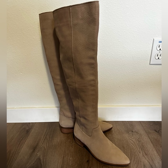 Lucky Brand Kitrie Leather Boot sz 8 - Picture 4 of 8